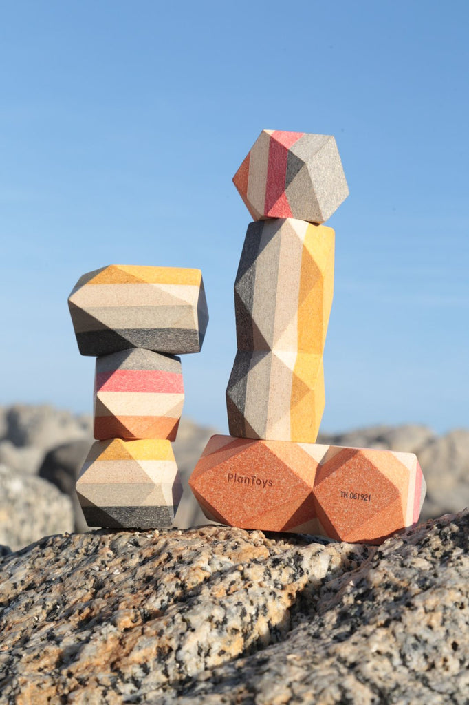 Rocas Apilables y de Composición Visual GEO